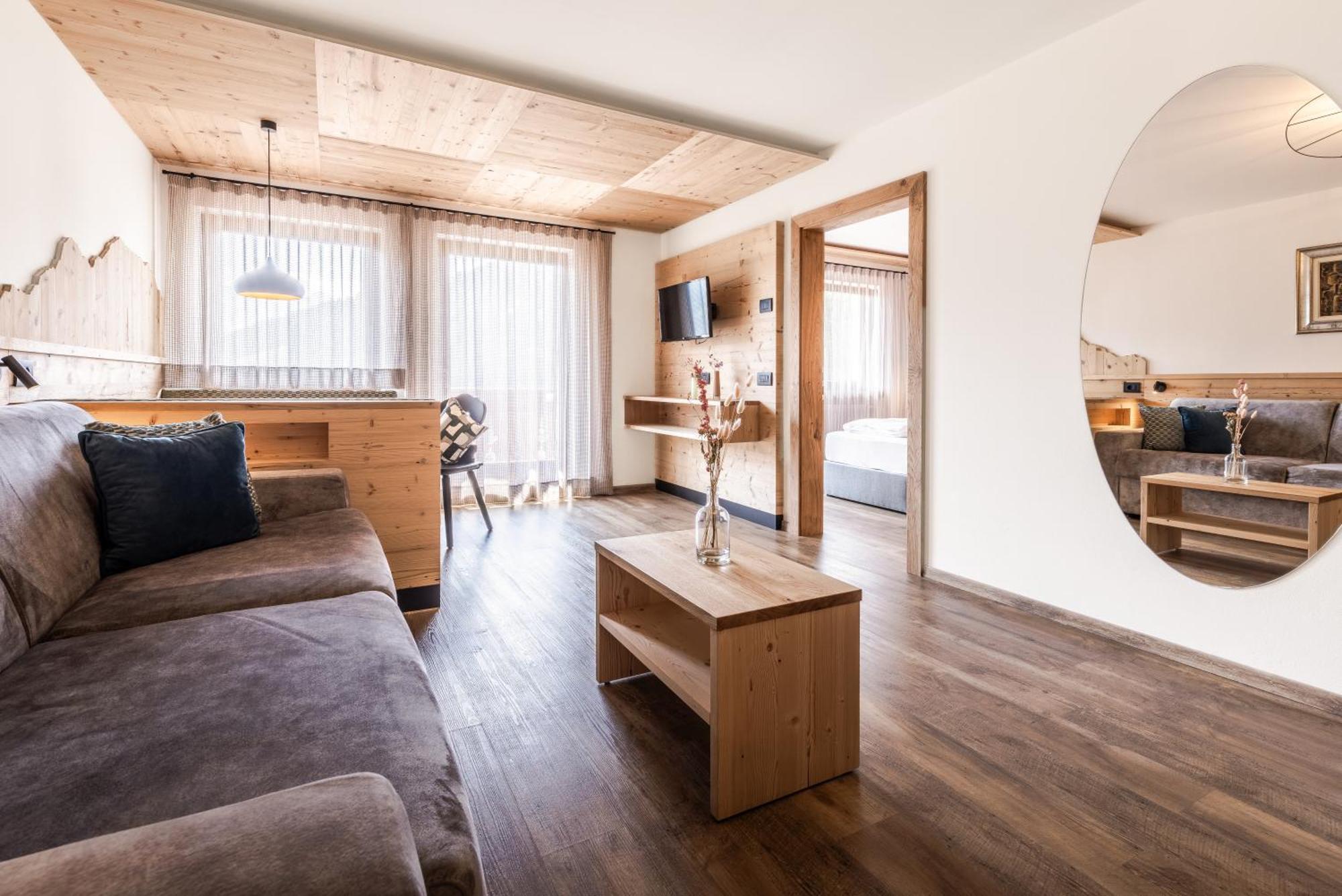 Hotel Ciasa Tama La Villa  Kültér fotó